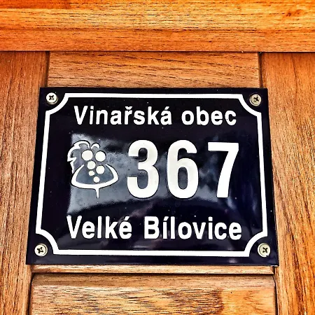 Na Vinarske Stezce Velké Bílovice