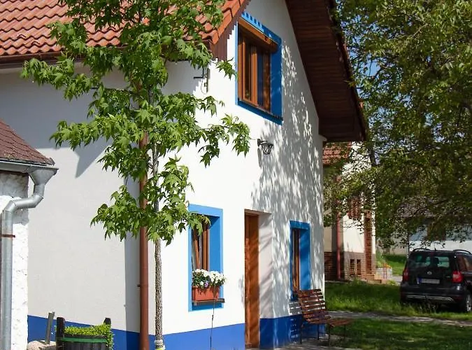 Na Vinarske Stezce * Velké Bílovice